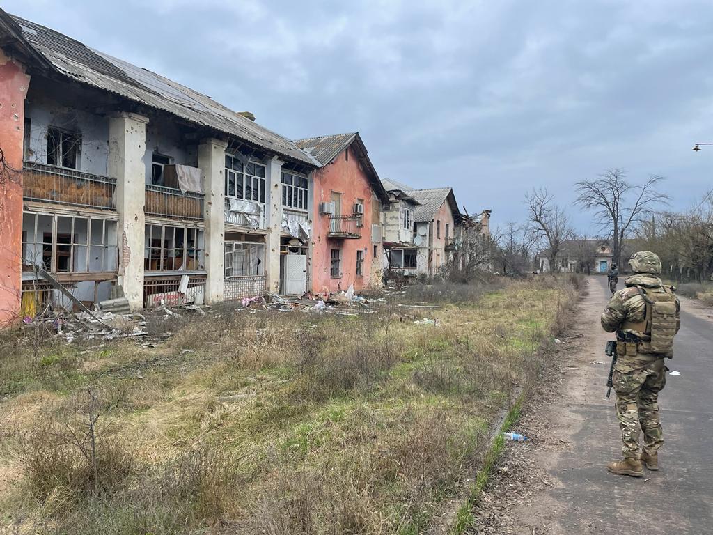 Lord Ashcroft, accompanied by Ukrainian Special Forces operatives, visits the village of Luch, near Kherson. Scene of a bloody battle last month when Russians were outmaneuvered and routed by the Ukraine army. The village is now in ruins. (23/12/2022) 